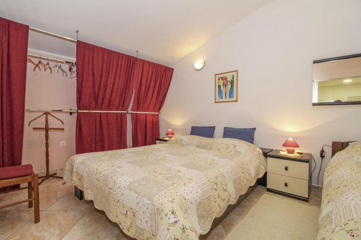 Dalibor In Jakacici - Haus Fuer 2-4 Personen Gracisce Ngoại thất bức ảnh